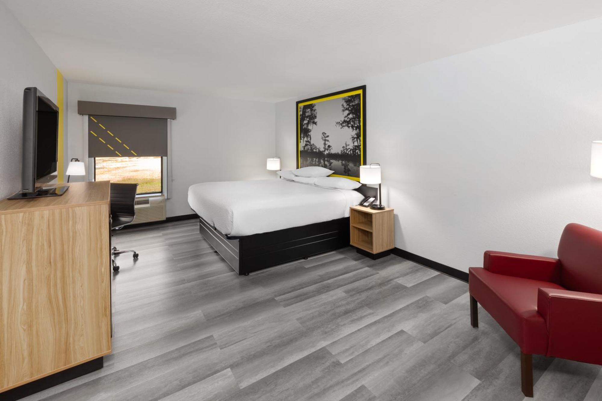 Super 8 By Wyndham Alexandria La Hotel Exterior foto